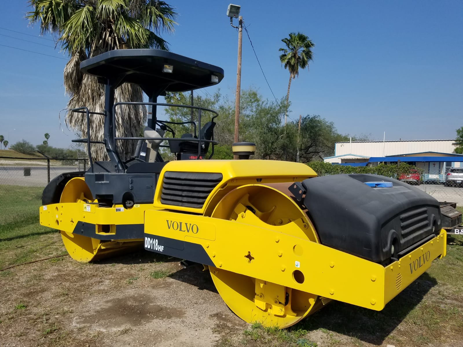 2010 Volvo DD118HF